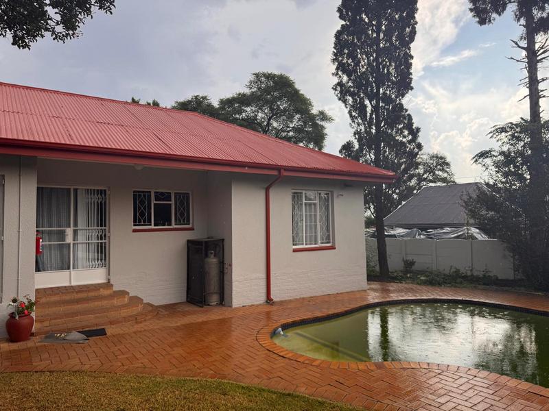 To Let 3 Bedroom Property for Rent in Edenvale Gauteng