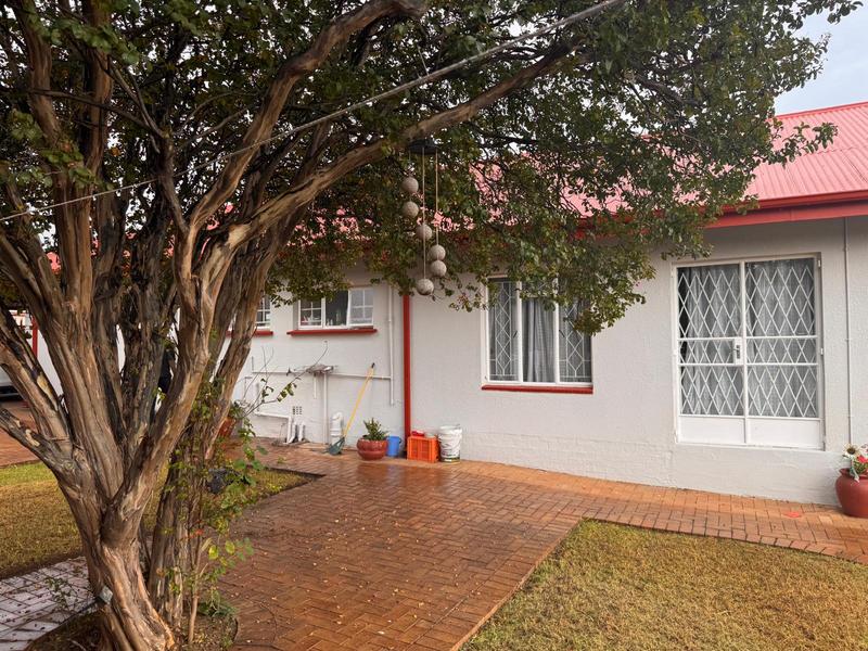 To Let 3 Bedroom Property for Rent in Edenvale Gauteng