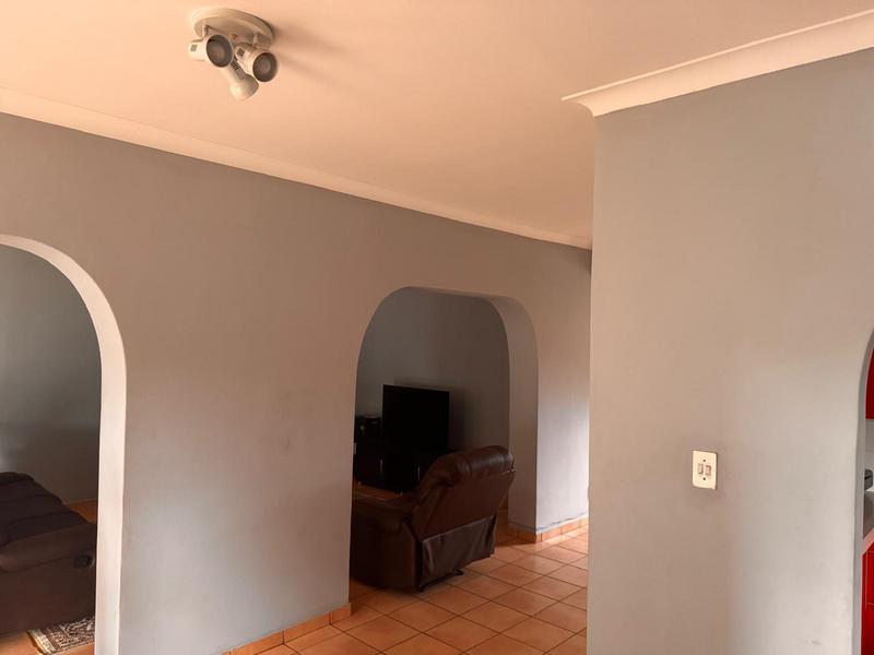 To Let 3 Bedroom Property for Rent in Edenvale Gauteng