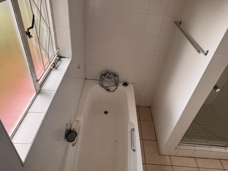 To Let 3 Bedroom Property for Rent in Edenvale Gauteng