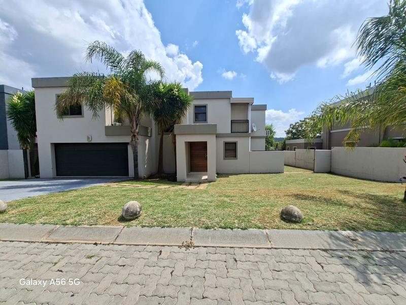 5 Bedroom Property for Sale in Kyalami Hills Gauteng