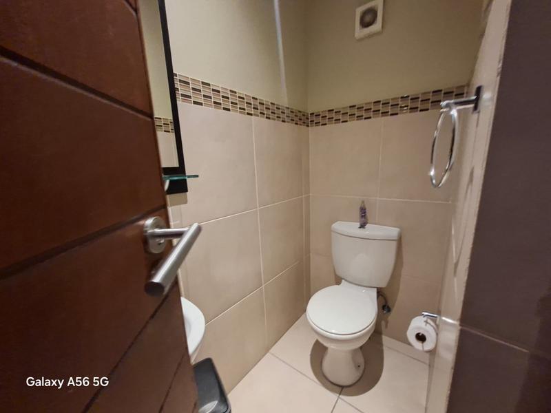 5 Bedroom Property for Sale in Kyalami Hills Gauteng