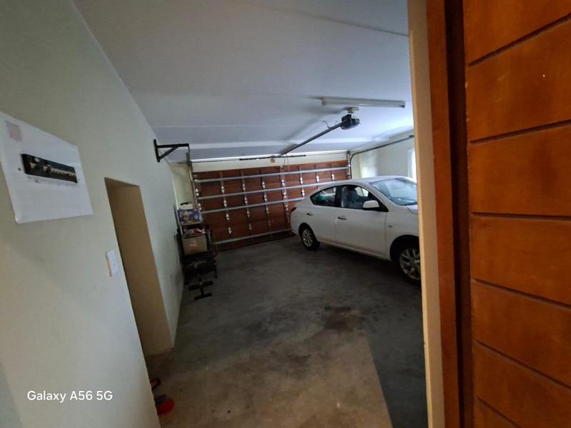 5 Bedroom Property for Sale in Kyalami Hills Gauteng