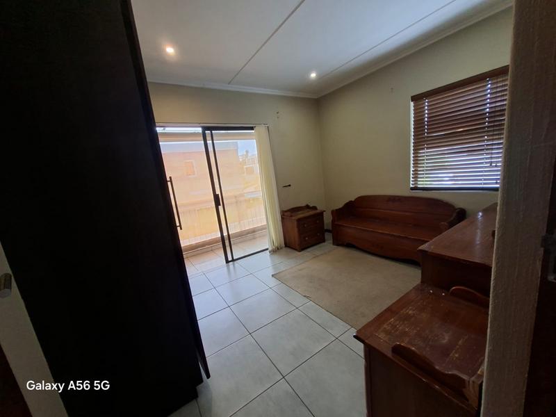 5 Bedroom Property for Sale in Kyalami Hills Gauteng