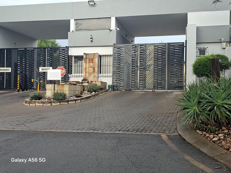 5 Bedroom Property for Sale in Kyalami Hills Gauteng
