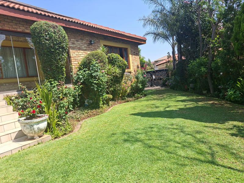 5 Bedroom Property for Sale in Sagewood Gauteng
