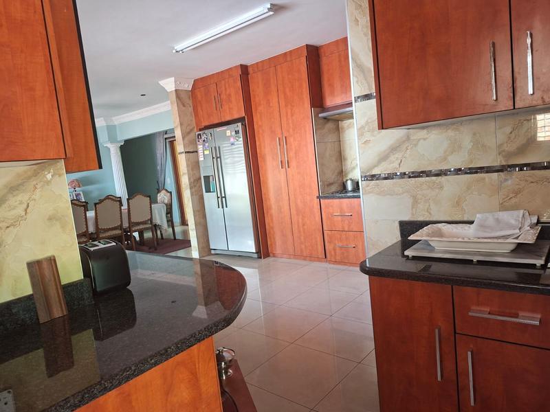 5 Bedroom Property for Sale in Sagewood Gauteng