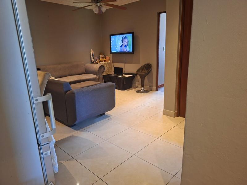 5 Bedroom Property for Sale in Sagewood Gauteng