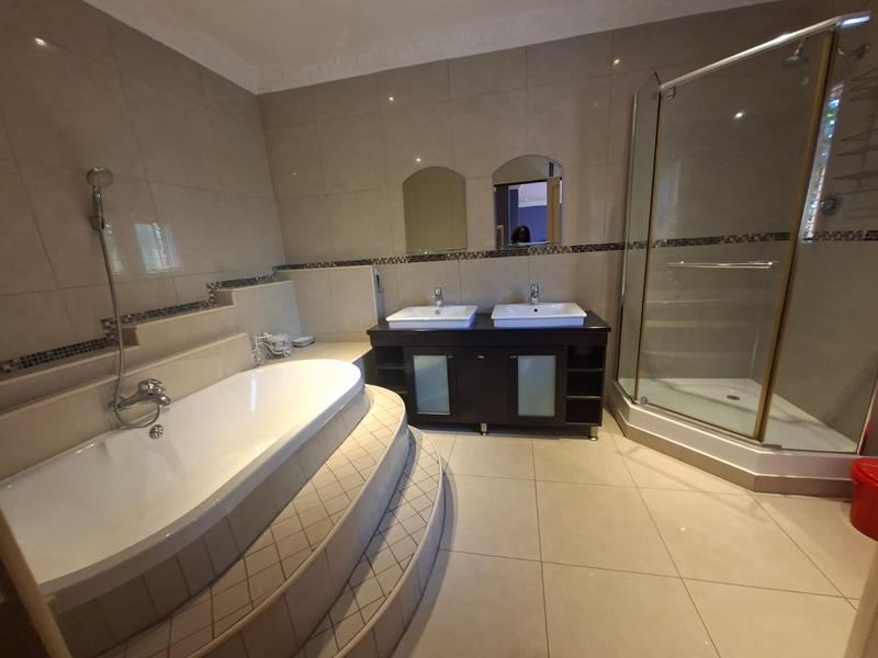 5 Bedroom Property for Sale in Sagewood Gauteng