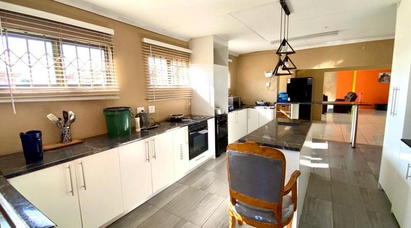 3 Bedroom Property for Sale in Lenasia South Gauteng