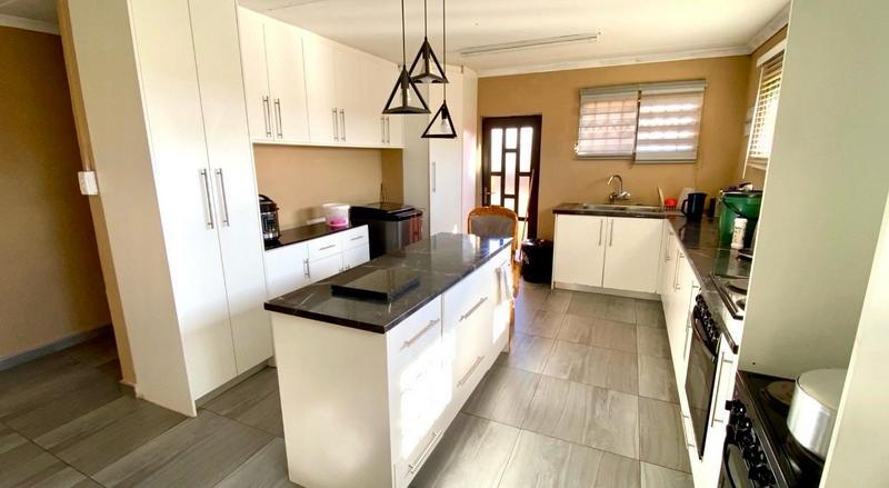 3 Bedroom Property for Sale in Lenasia South Gauteng