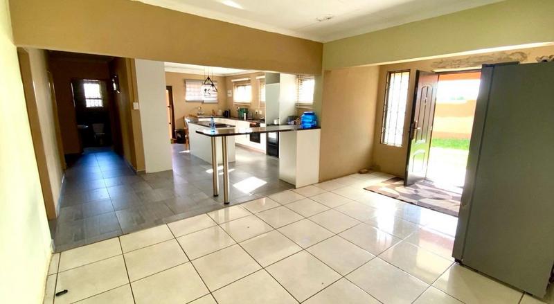 3 Bedroom Property for Sale in Lenasia South Gauteng