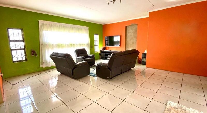 3 Bedroom Property for Sale in Lenasia South Gauteng