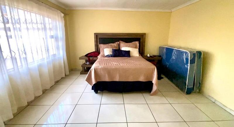 3 Bedroom Property for Sale in Lenasia South Gauteng