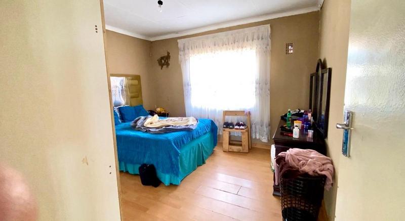 3 Bedroom Property for Sale in Lenasia South Gauteng