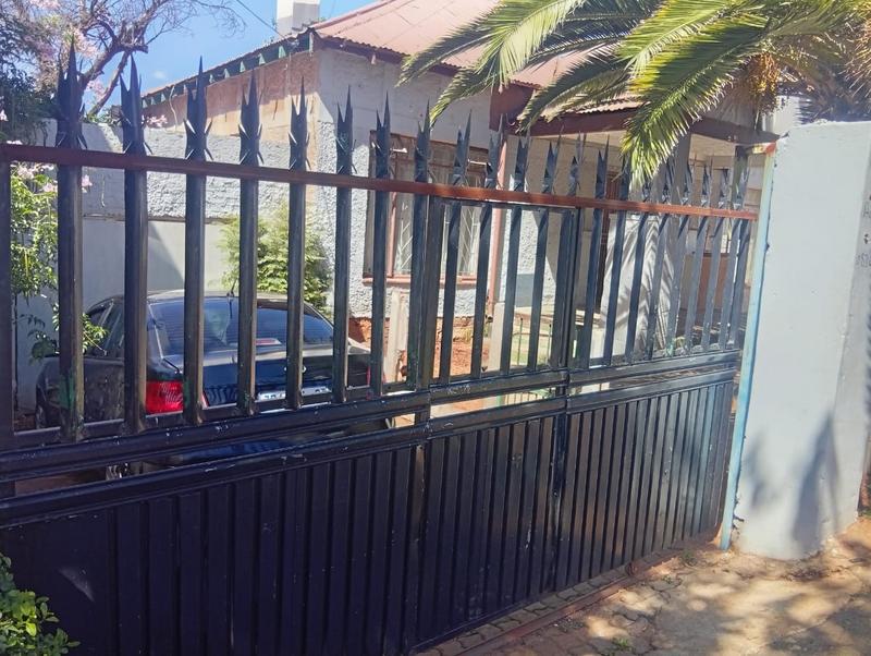 4 Bedroom Property for Sale in Lorentzville Gauteng