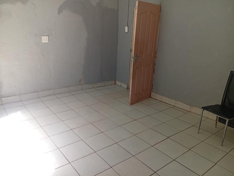 4 Bedroom Property for Sale in Lorentzville Gauteng