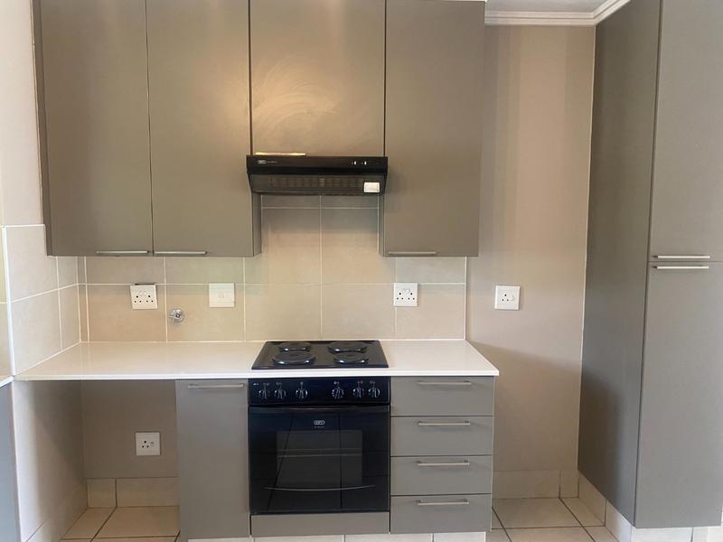 2 Bedroom Property for Sale in Broadacres Gauteng