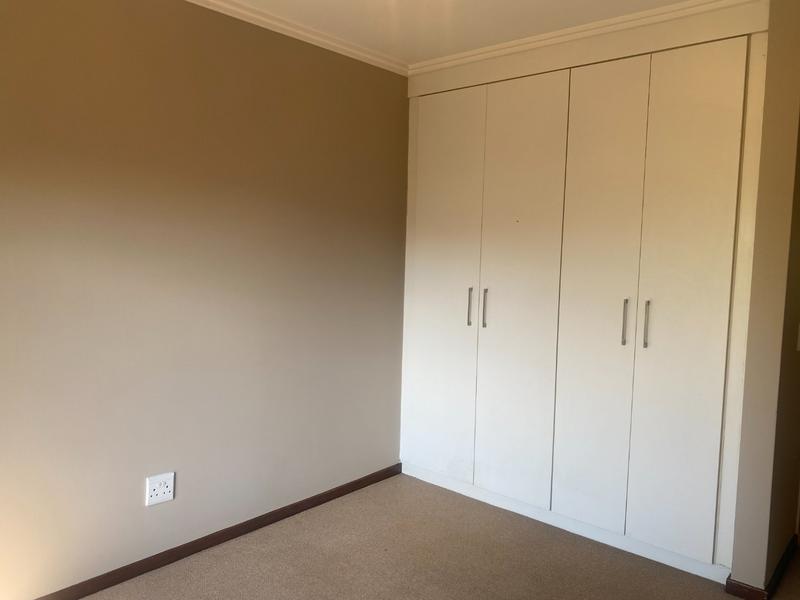 2 Bedroom Property for Sale in Broadacres Gauteng