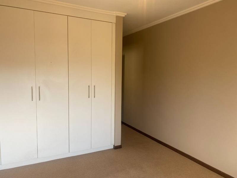 2 Bedroom Property for Sale in Broadacres Gauteng