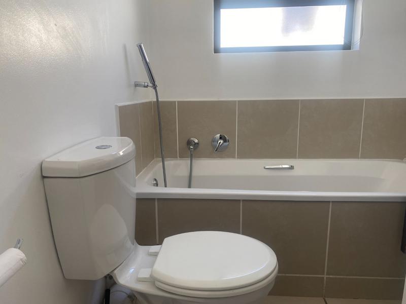 2 Bedroom Property for Sale in Broadacres Gauteng