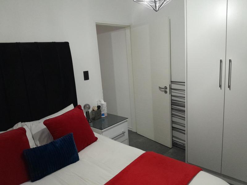 3 Bedroom Property for Sale in Sunnyrock Gauteng