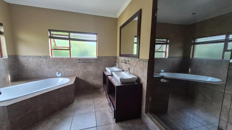 To Let 4 Bedroom Property for Rent in Raslouw Gauteng