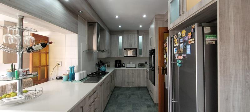 4 Bedroom Property for Sale in Randhart Gauteng