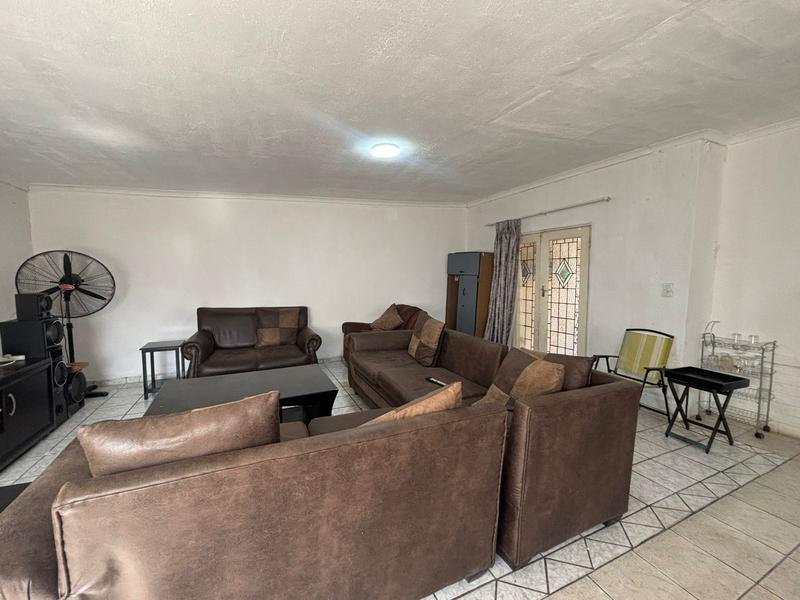 4 Bedroom Property for Sale in Maraisburg Gauteng