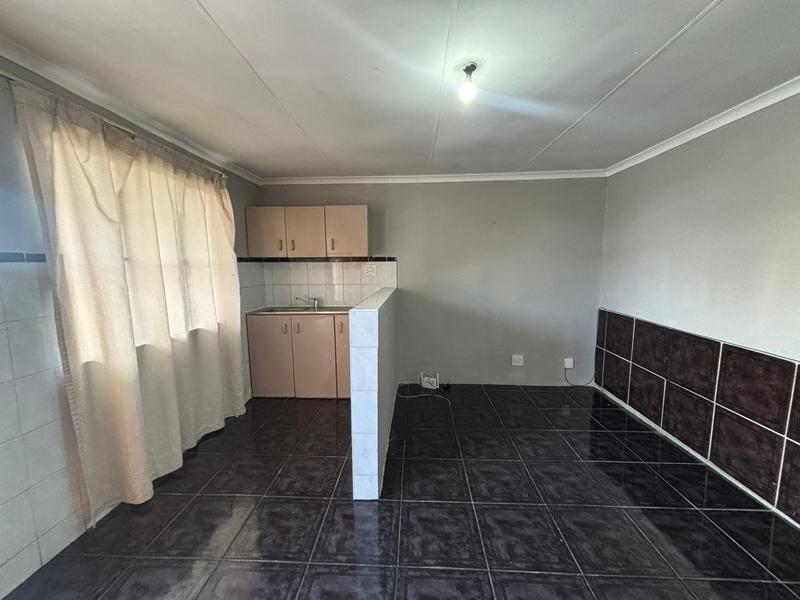 4 Bedroom Property for Sale in Maraisburg Gauteng