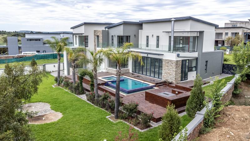 To Let 4 Bedroom Property for Rent in Copperleaf Estate Gauteng