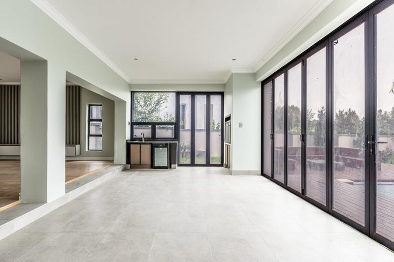 To Let 4 Bedroom Property for Rent in Copperleaf Estate Gauteng