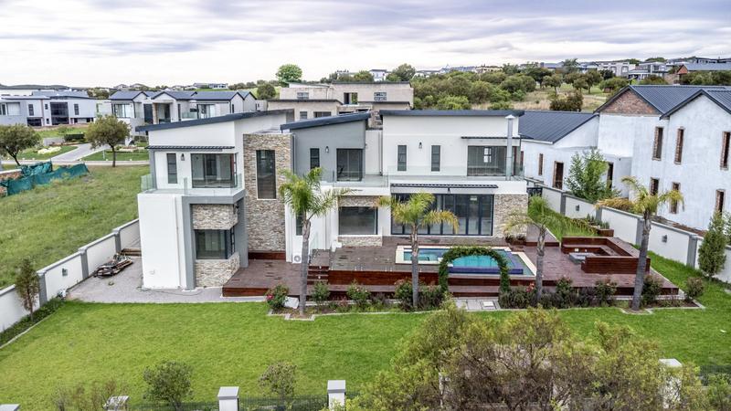 To Let 4 Bedroom Property for Rent in Copperleaf Estate Gauteng