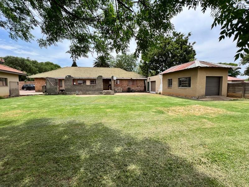 7 Bedroom Property for Sale in Rand Collieries Gauteng