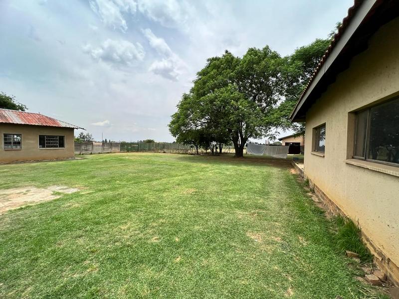 7 Bedroom Property for Sale in Rand Collieries Gauteng