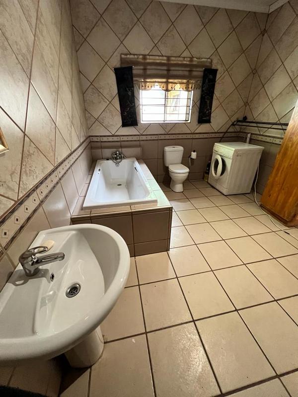 7 Bedroom Property for Sale in Rand Collieries Gauteng