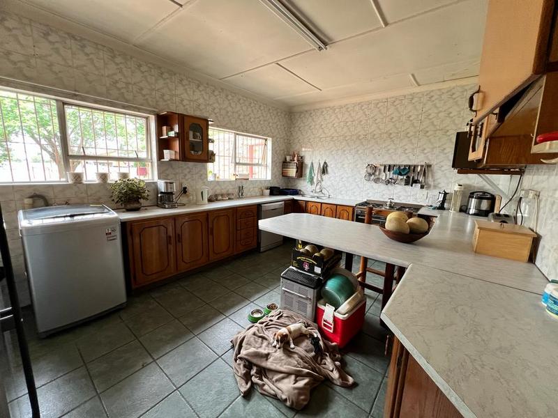 7 Bedroom Property for Sale in Rand Collieries Gauteng