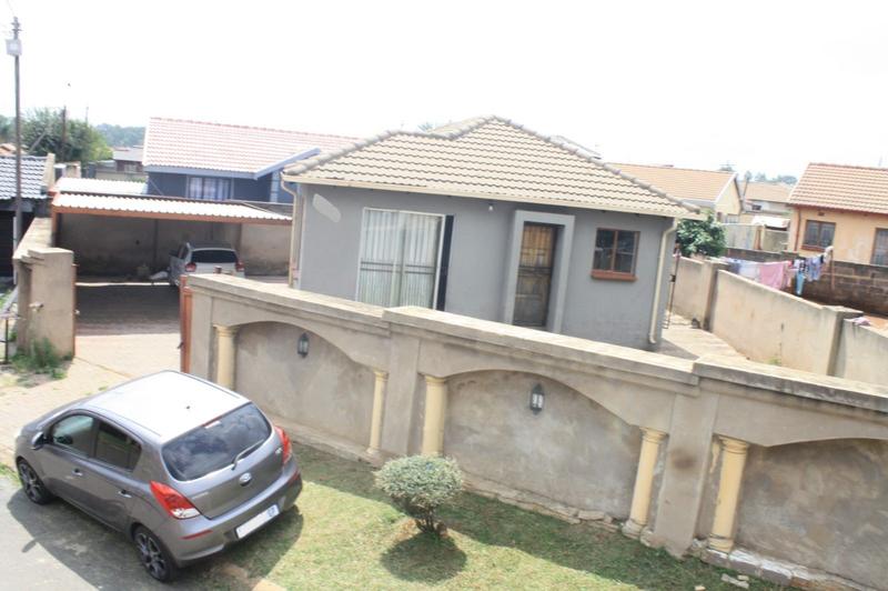 3 Bedroom Property for Sale in Clayville Gauteng