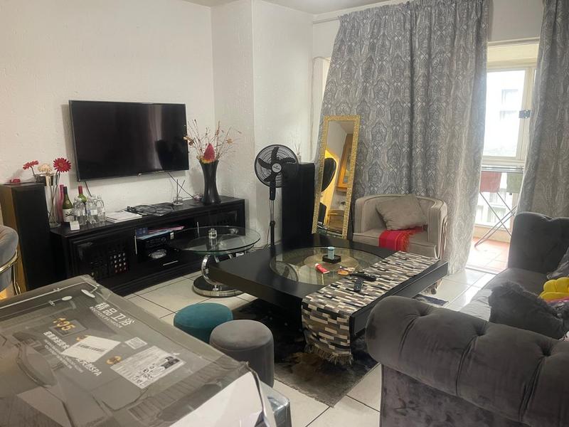 2 Bedroom Property for Sale in Mulbarton Gauteng