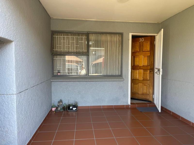 3 Bedroom Property for Sale in Oakdene Gauteng