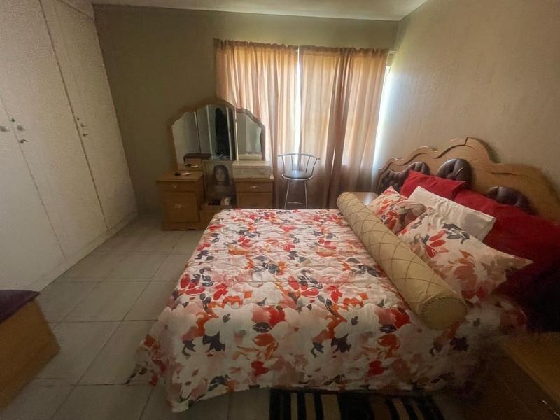 3 Bedroom Property for Sale in Oakdene Gauteng