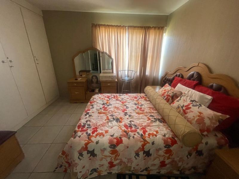 3 Bedroom Property for Sale in Oakdene Gauteng