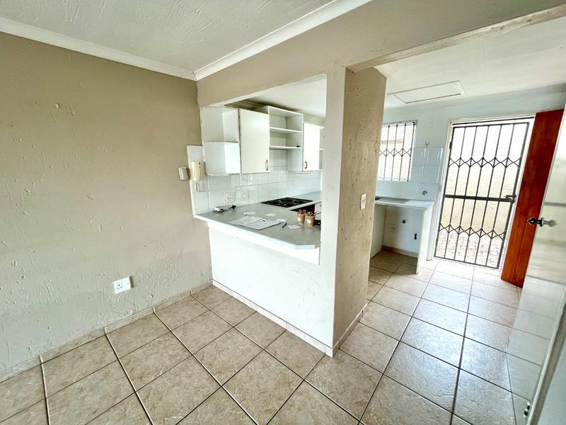 2 Bedroom Property for Sale in Rangeview Gauteng