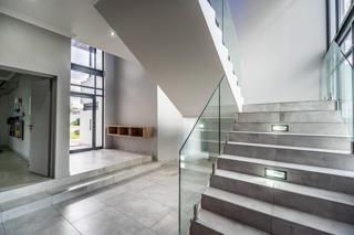 5 Bedroom Property for Sale in Six Fountains Residential Estate Gauteng