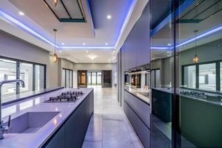 5 Bedroom Property for Sale in Six Fountains Residential Estate Gauteng