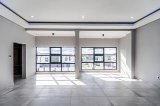 5 Bedroom Property for Sale in Six Fountains Residential Estate Gauteng