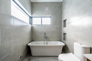 5 Bedroom Property for Sale in Six Fountains Residential Estate Gauteng