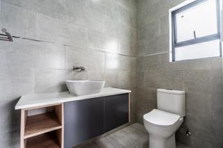 5 Bedroom Property for Sale in Six Fountains Residential Estate Gauteng