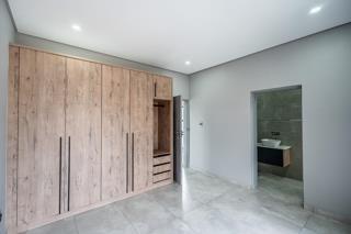 5 Bedroom Property for Sale in Six Fountains Residential Estate Gauteng