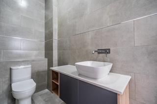 5 Bedroom Property for Sale in Six Fountains Residential Estate Gauteng